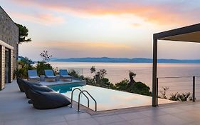 Kechria Bay Villas
